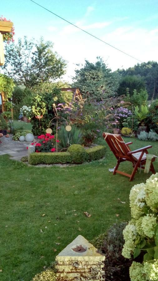 Apartment Mit Gartenblick Eckersdorf ภายนอก รูปภาพ