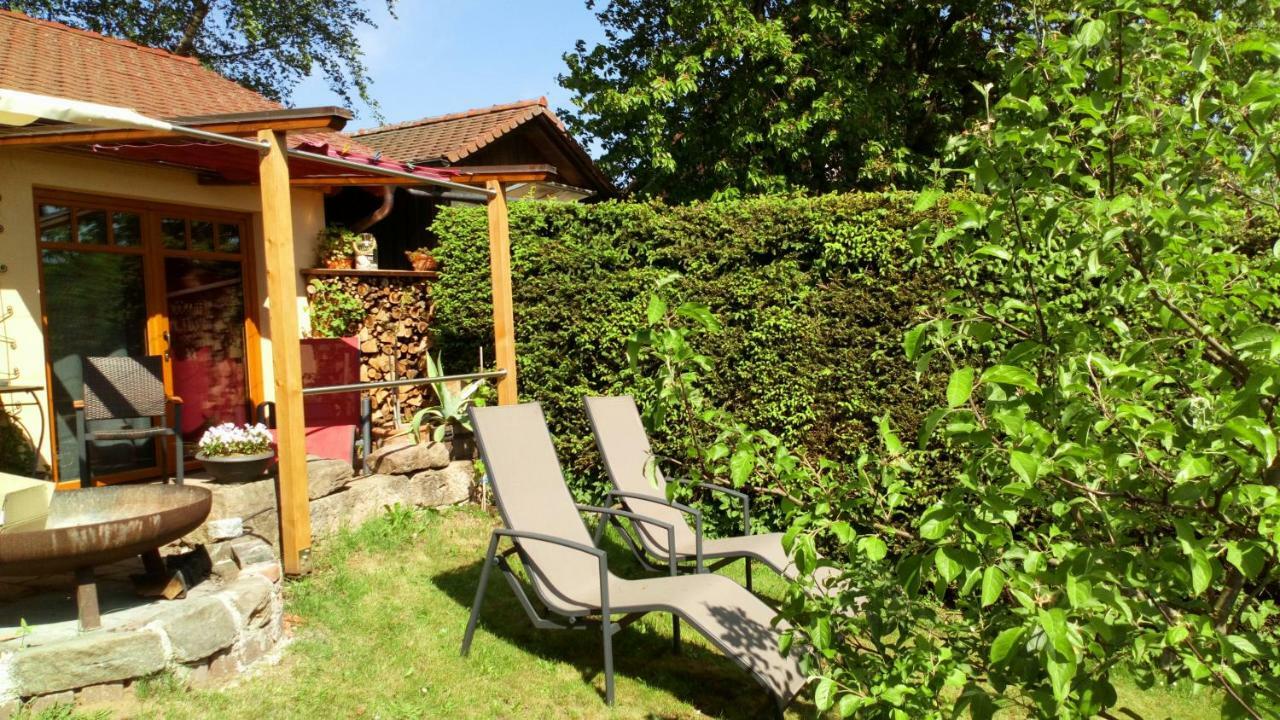 Apartment Mit Gartenblick Eckersdorf ภายนอก รูปภาพ
