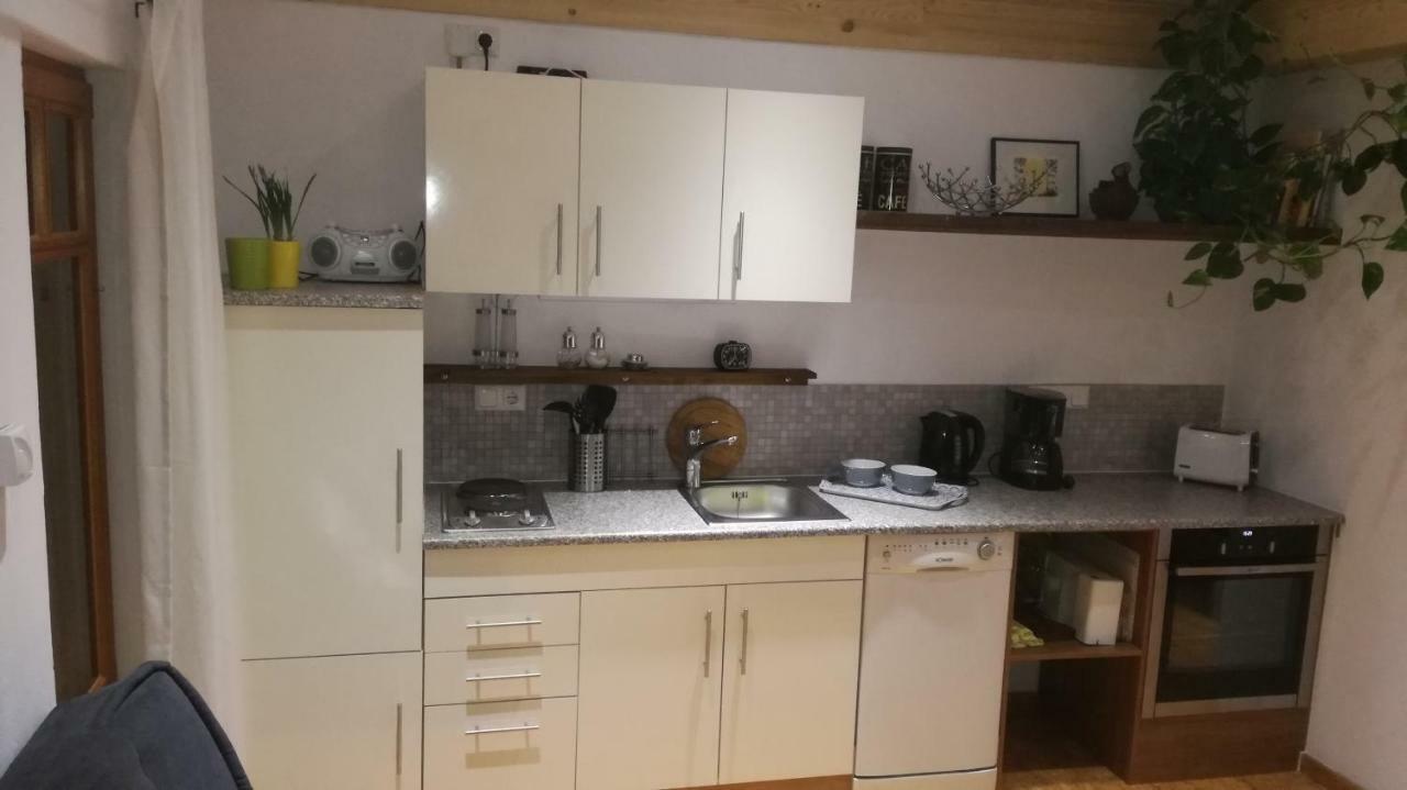 Apartment Mit Gartenblick Eckersdorf ภายนอก รูปภาพ