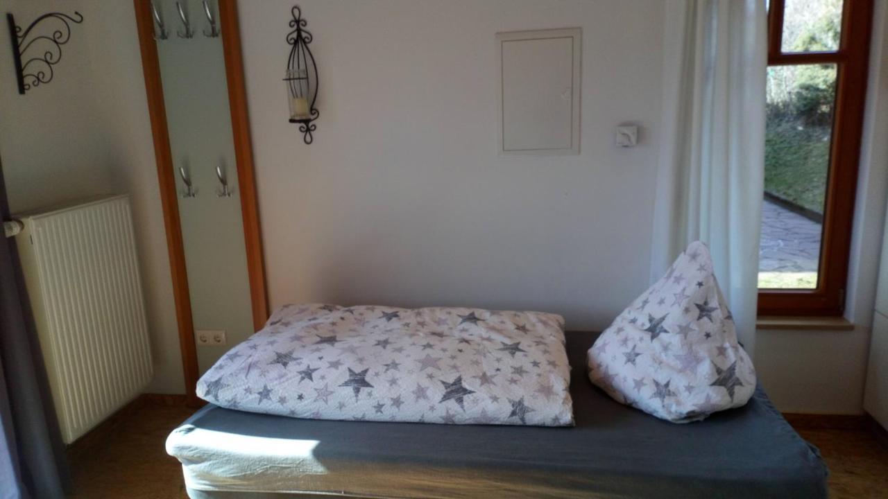 Apartment Mit Gartenblick Eckersdorf ภายนอก รูปภาพ